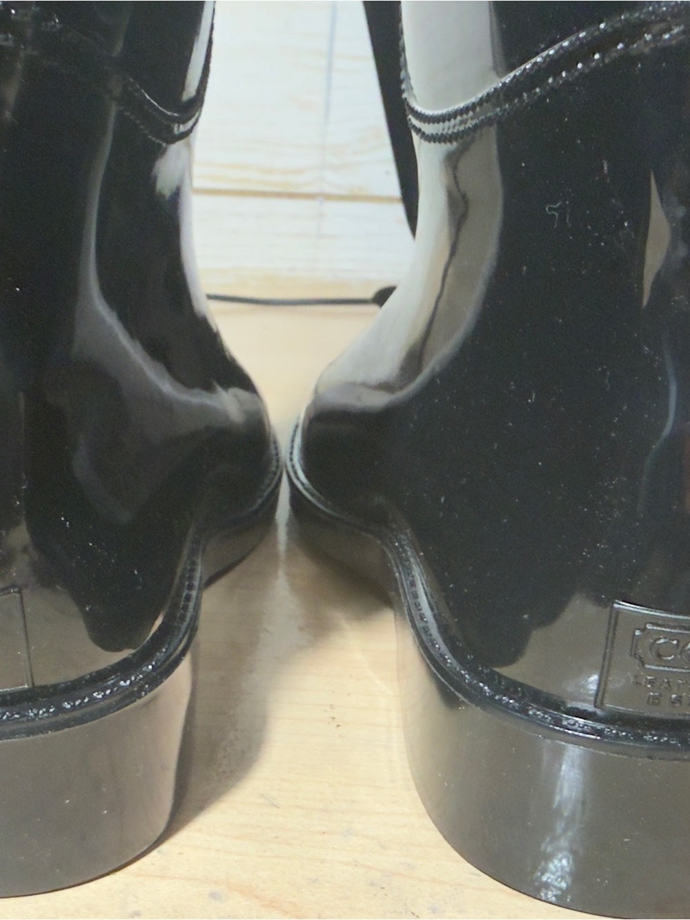 COACH Black Woman Gloss Rain Boots - Signature Logo - Picture 10 of 12
